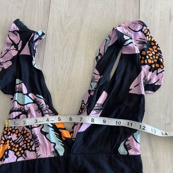 Maajii Queen Glowy Dress in Black size xs - Picture 4 of 9